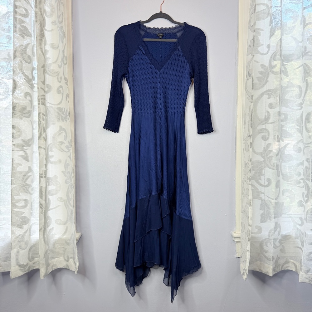 Like New! KOMAROV royal navy blue midi dress 3/4 sleeve v neck size small